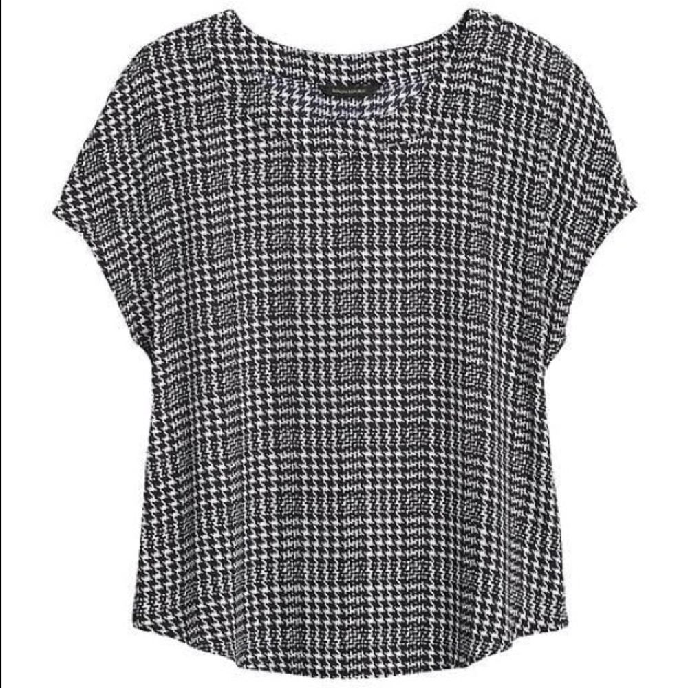 Banana Republic Short Sleeve Houndstooth Top